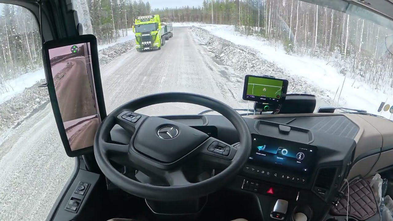 POV: Driving on Northern Sweden’s 🇸🇪 Deadliest Road | Europe Truck Driver 