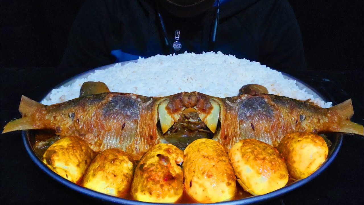 Big Bite।Spicy egg curry eating।Spicy fish curry eating। Spicy mukhbang। eating egg and fish curry 