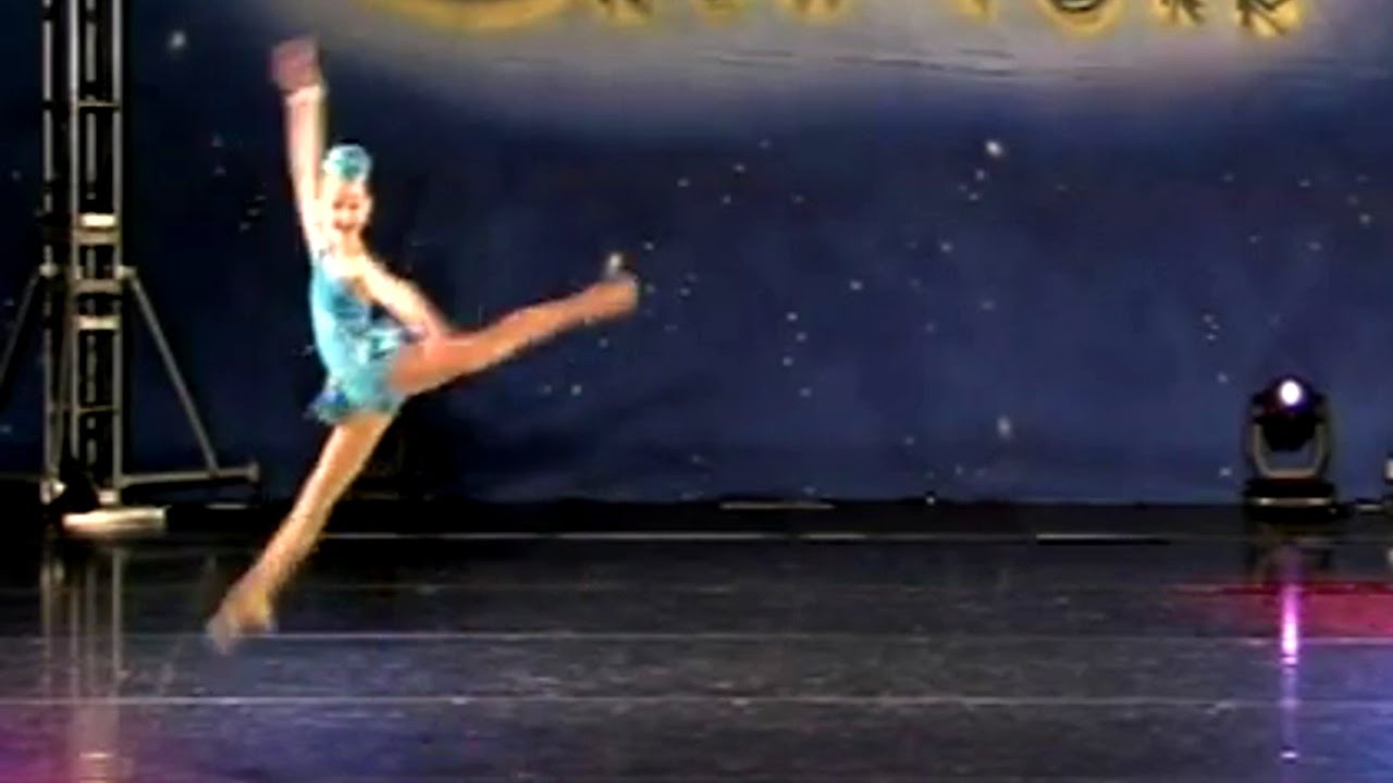 I Like To Fuss. Chloe Lukasiak (2010)