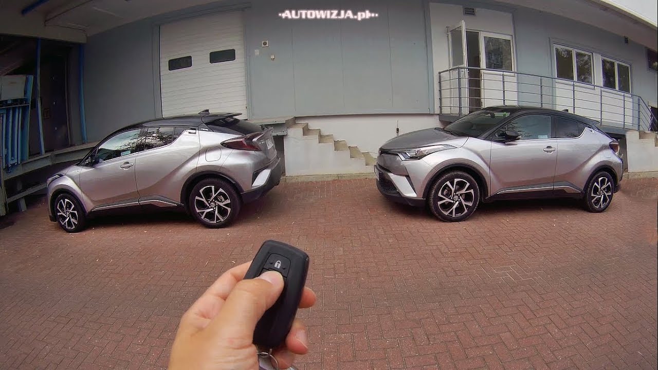Toyota C-HR 1.8 Hybrid vs Toyota C-HR 1.2 Turbo TEST POV Drive & Walkaround ENGLISH SUBTITLES