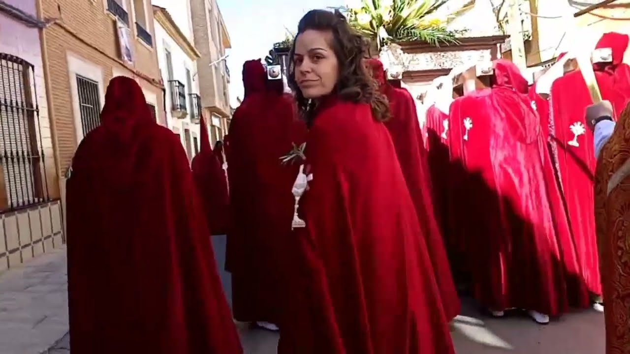 Semana Santa Santa Cruz de Mudela 2023  La profesión  bandas de Música