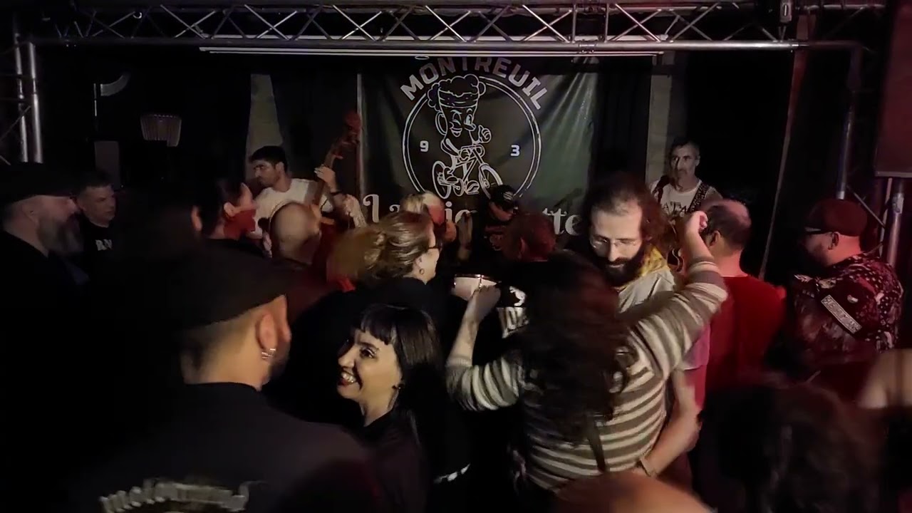 Nausea Bomb  à la bicyclette le 17/3/26