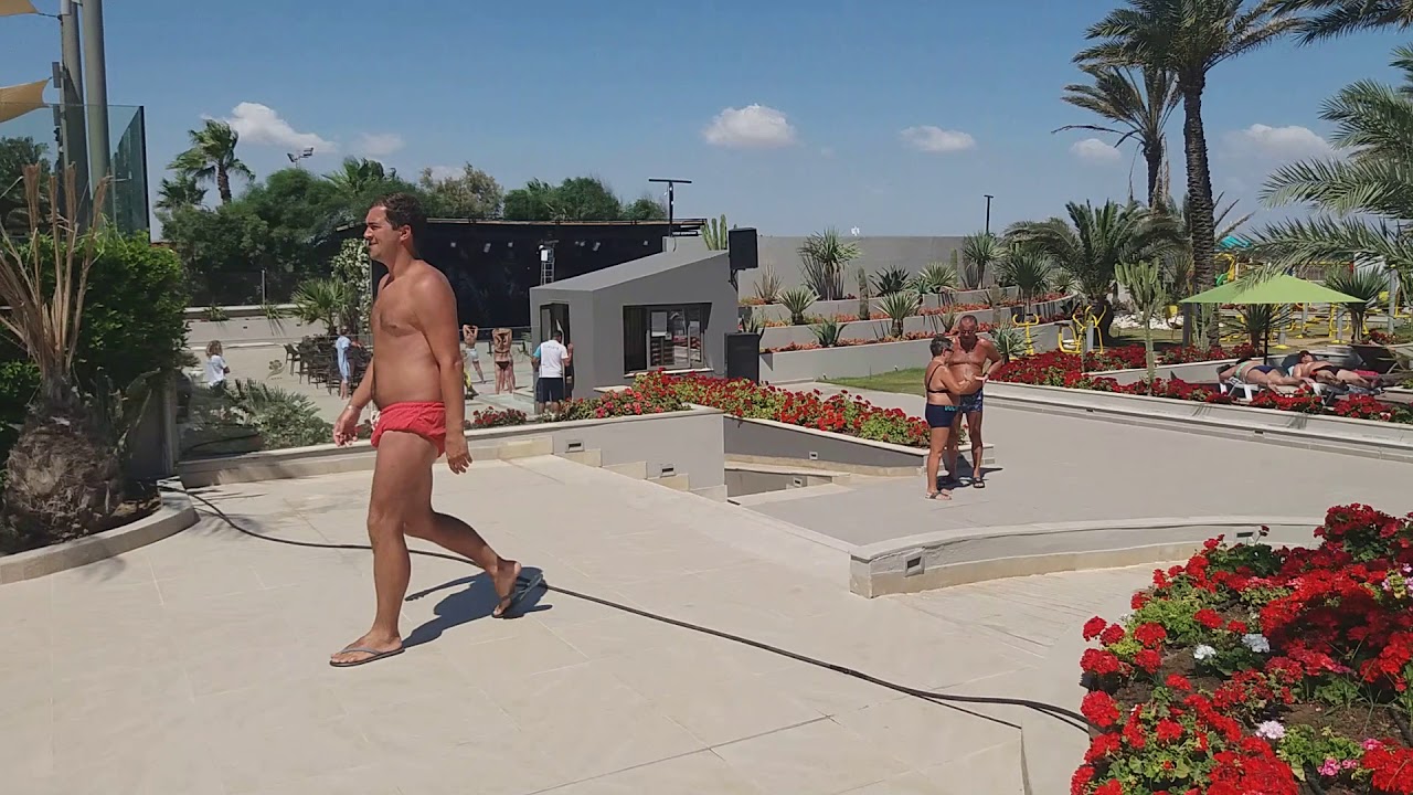 Sentido rosa beach