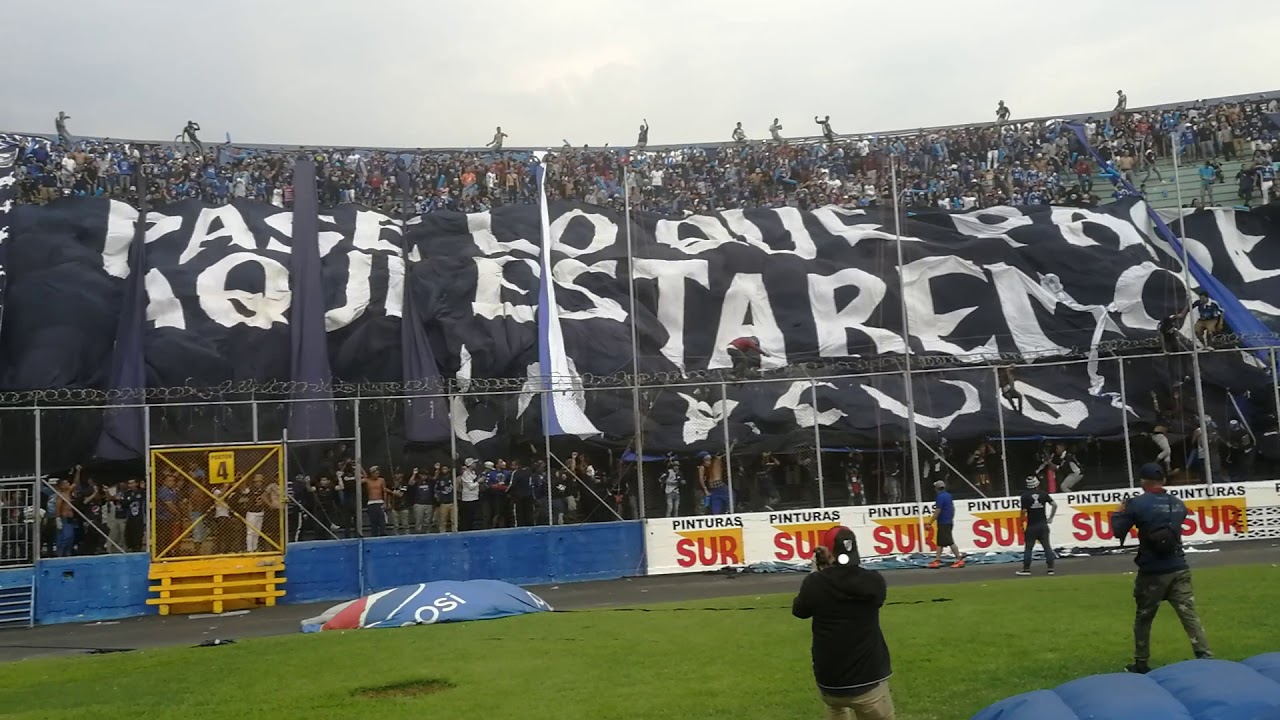 La fiesta de los Revolucionarios de Motagua en el juego ante Marathón