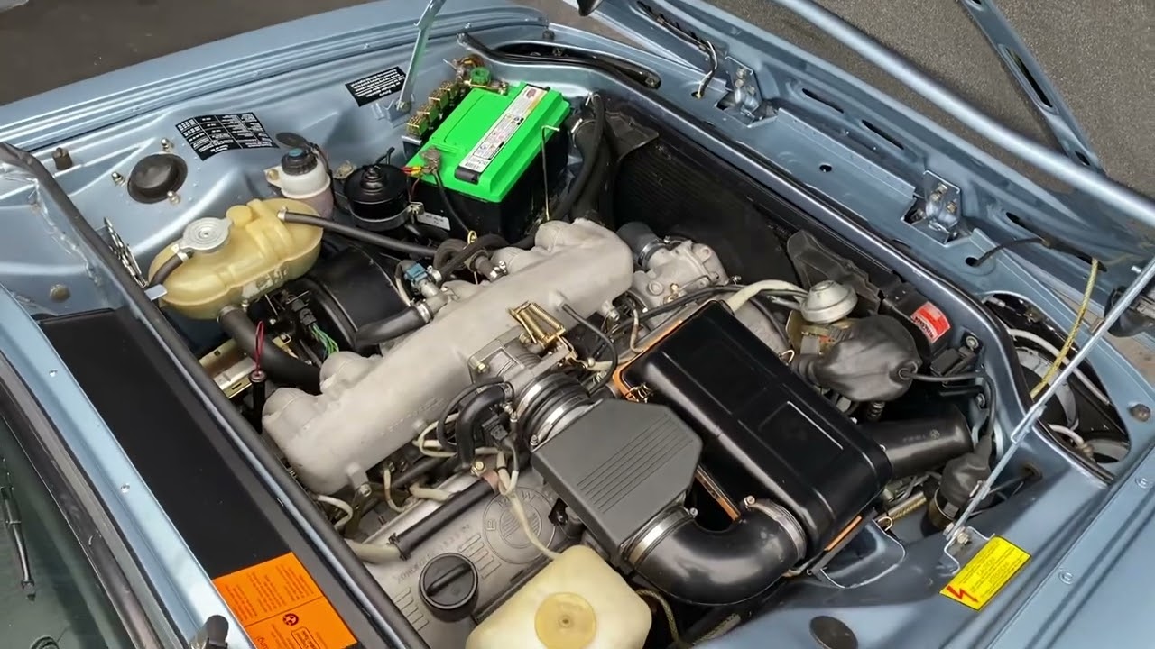 1976 BMW 3.3Li Cold Start @mohrimports5776