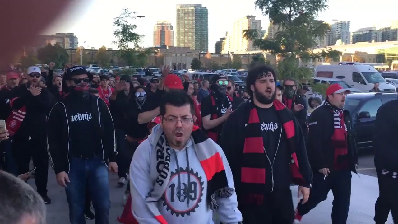 Toronto FC fans bring the noise at BMO field