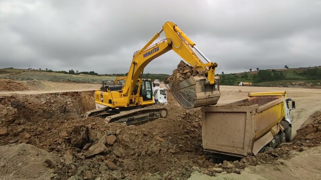 Komatsu PC390 Ekskavatör