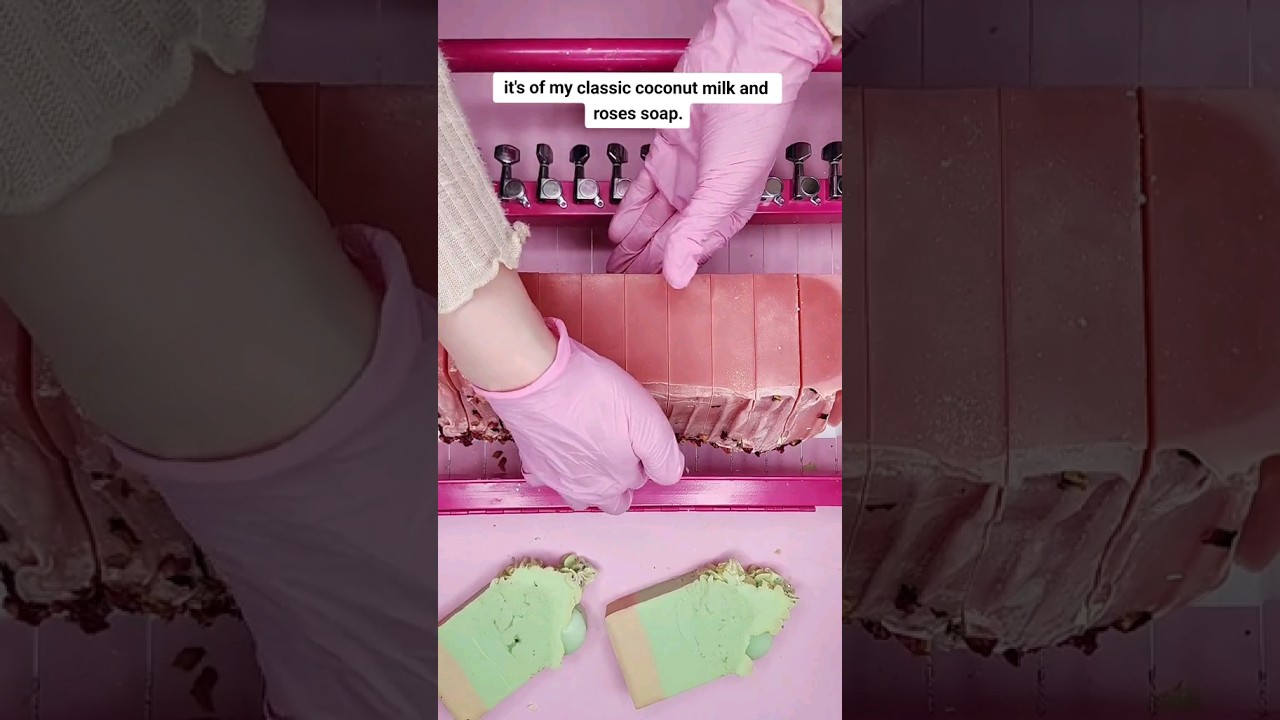 Cutting 30 bars in 40 seconds! 🥰 #soap #soaps #cuttingsoap #soapcutting #rose
