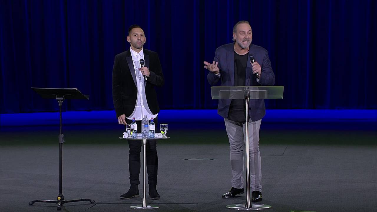 Brian Houston - Nada