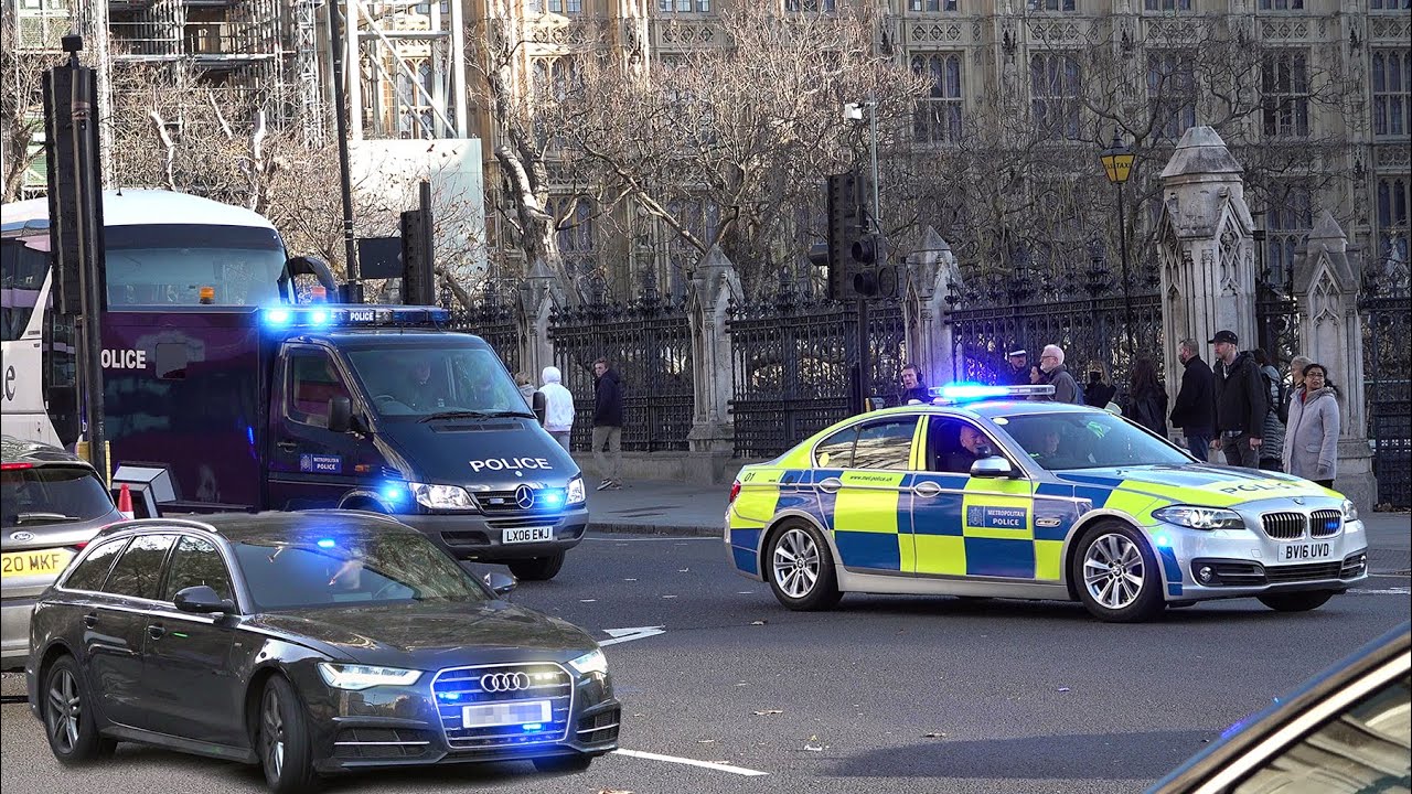 Emergency vehicles battle London traffic ft. CAT A Convoy