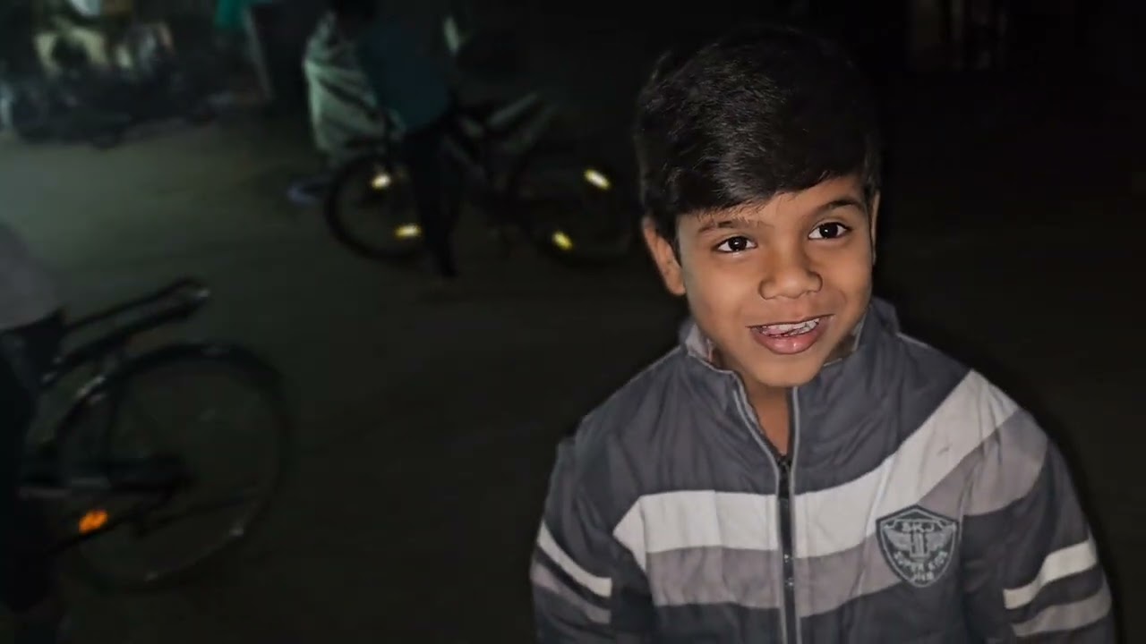 Friends ke sath games khele 🏏🚴 #subscribe #like #viral #trending 