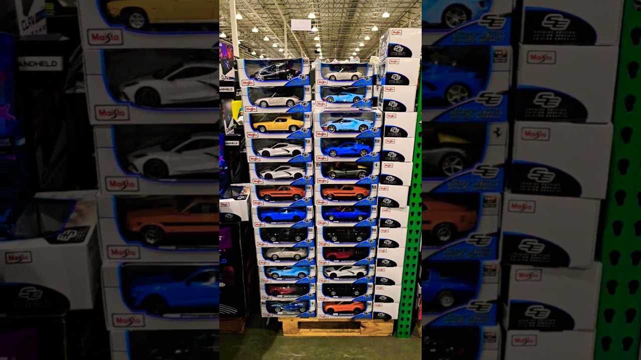 Maisto 1/18 Cars At Costco #diecast #maisto #diecastcars #maistocars #ferrari #costco #camaro #ford