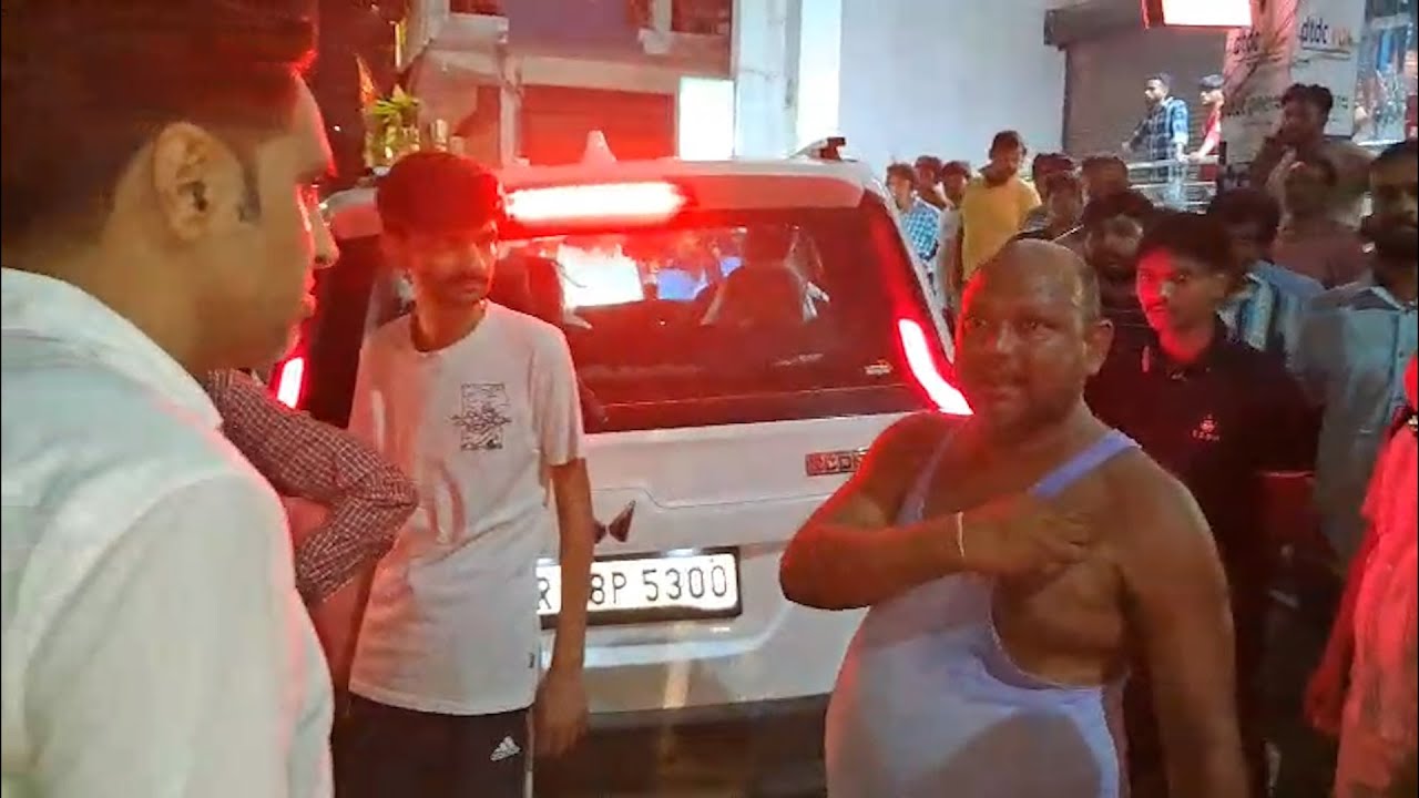 तू मुझे बताएगा कार्रवाई कहाँ होगी... चल पीछे हट!!!
