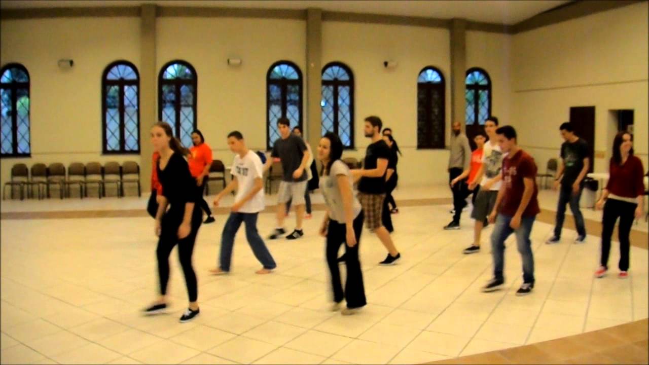 Grupo Oxigênio - Flash Mob Happy Day