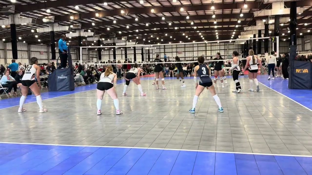 Greenlee Wedsted #17 Spiketown U18 DS.  NCVA Sierra national qualifier.  