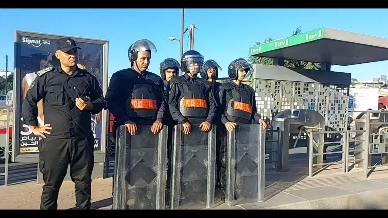 مباشرة .. استنفار كبير بدرب غلف والأمن حاضر بقوة في حملة تمشيطية للأزقة والشارع تستبق الاحتجاجات