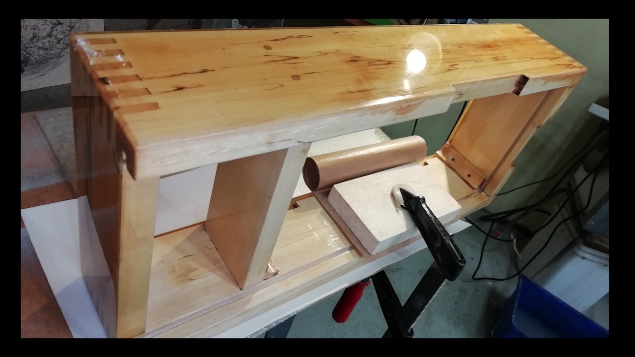 Ящик. Часть 2. Окраска и покрытие лаком и полировка Box. Part 2. Painting, Varnishing, and Polishing