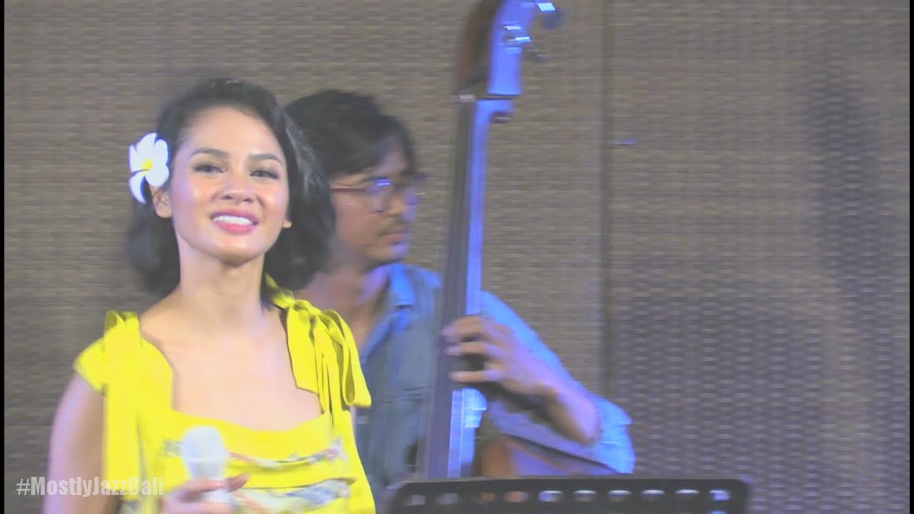 Indra Lesmana Trio ft. Andien - The Boy From Ipanema @ Mostly Jazz in Bali 22/05/16 [HD]