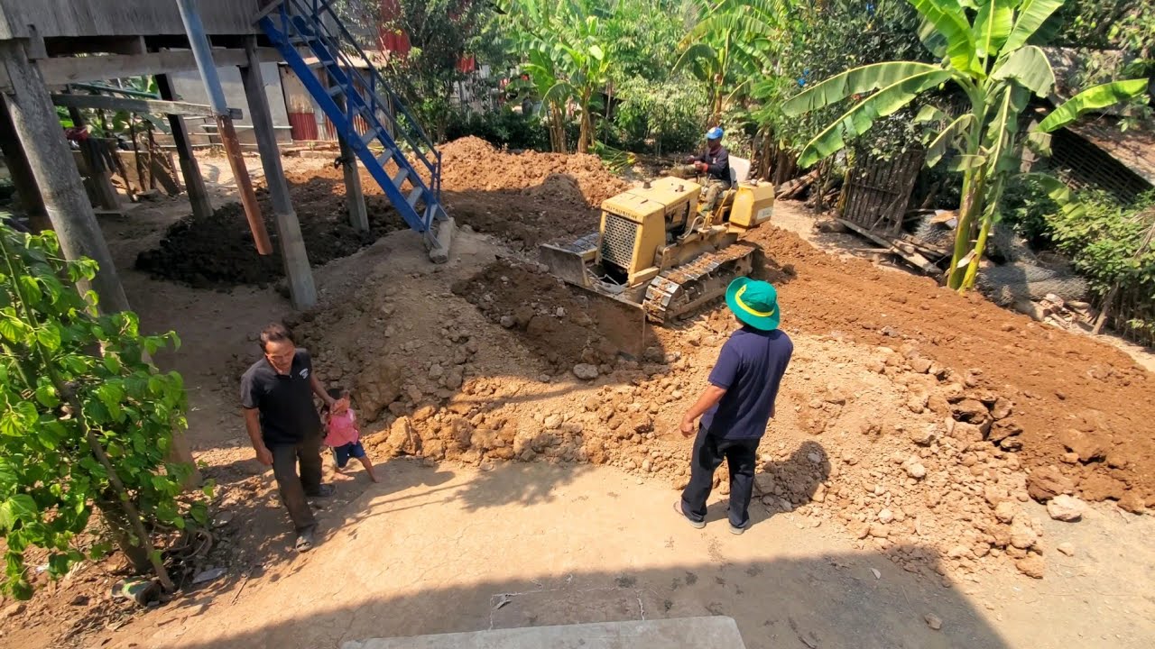 Nicely Start Project Show Best Skill Operator Dozer MITSUBISHI Pushes Soil Repairing Road Village 