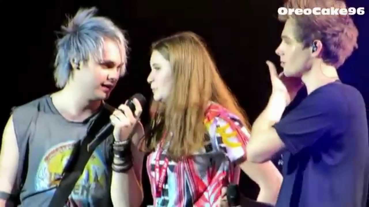 5 Seconds Of Summer Funny&Cute Moments 54