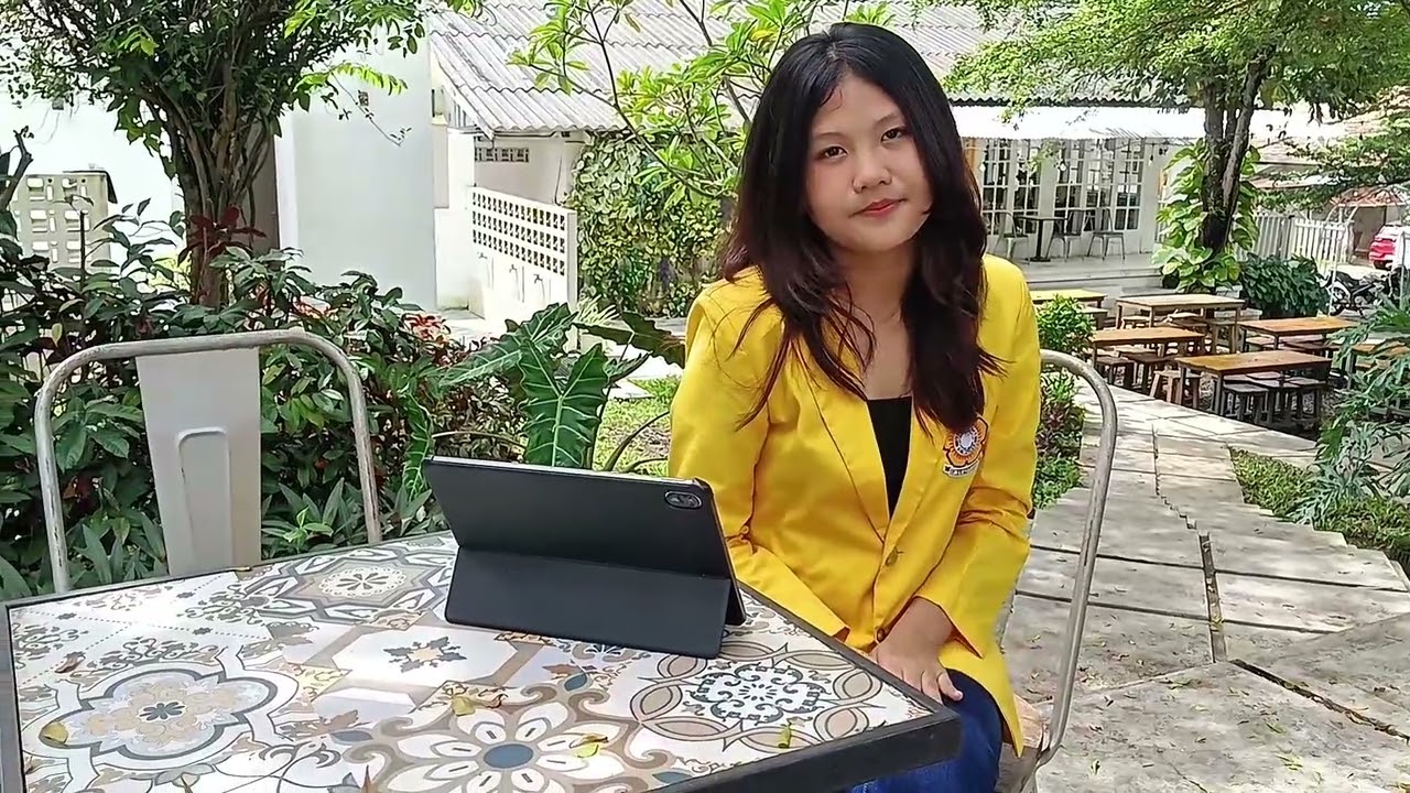 PERAN GENERASI MUDA DALAM MELESTARIKAN BAHASA INDONESIA DI ERA DOMINASI BAHASA ASING 