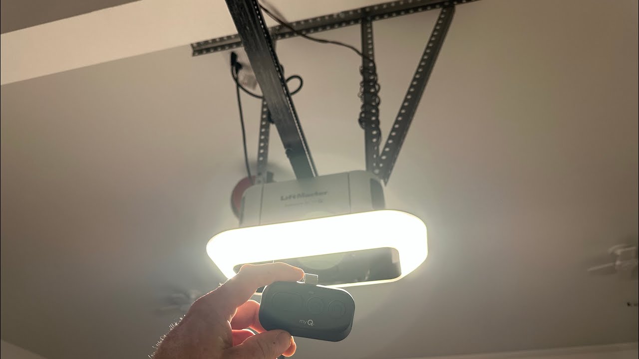 LiftMaster Security+ 3.0 Remote Range Demonstration