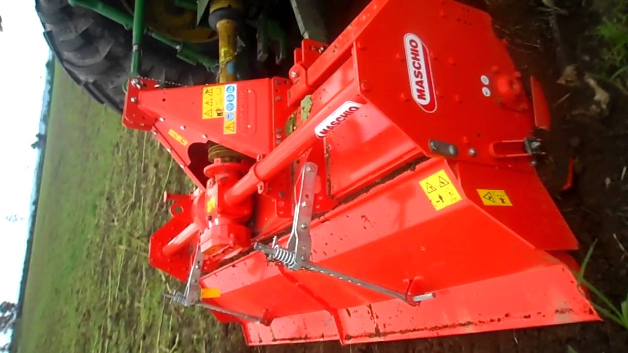 PRUEBA ROTAVATOR MASCHIO EN TERRENO PREPARADO