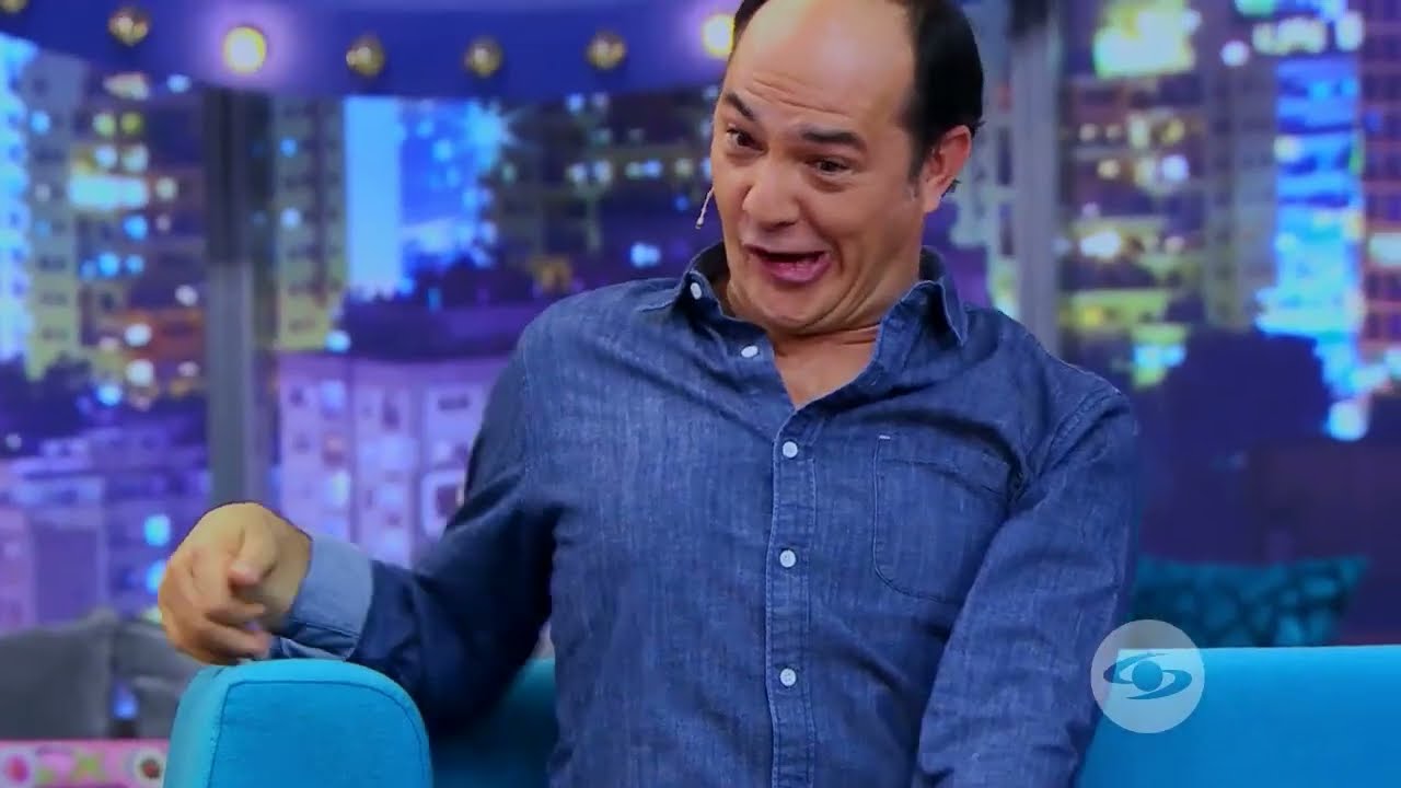 Acentos DIVERTIDOS con JULIÁN ARANGO #TheSusosShow - Caracol Televisión