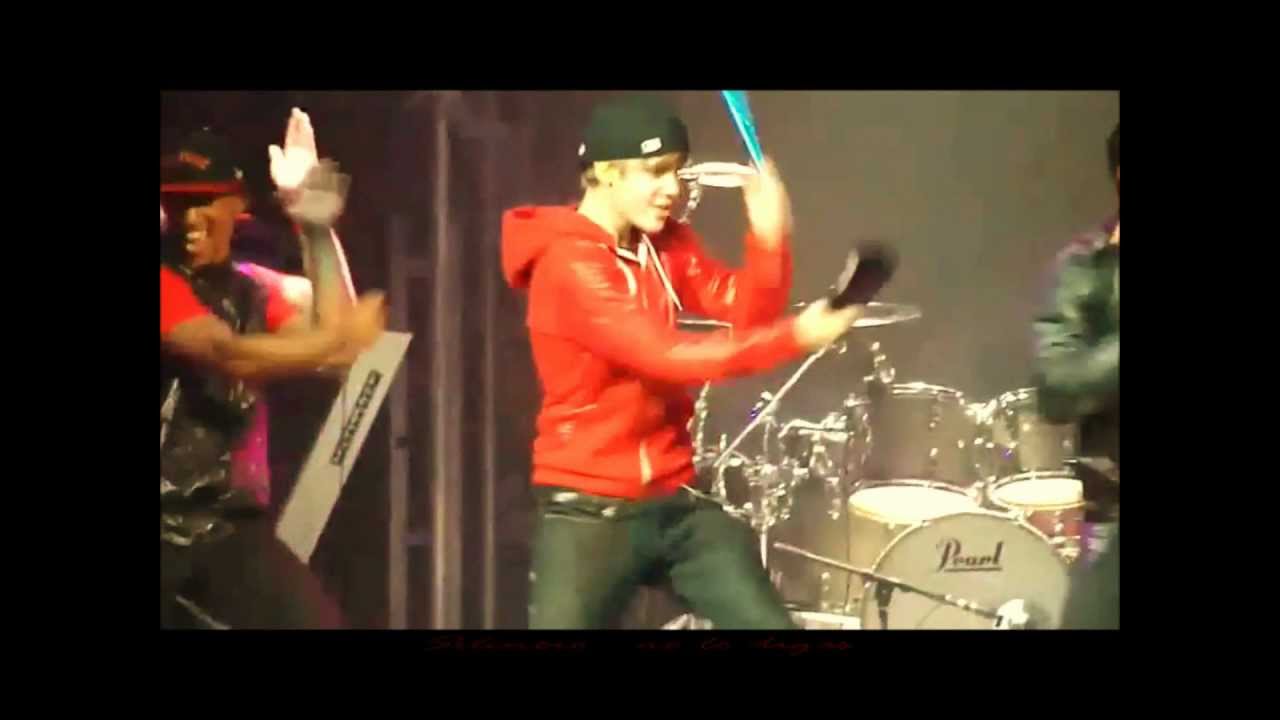 Justin Bieber - Estremeceme.