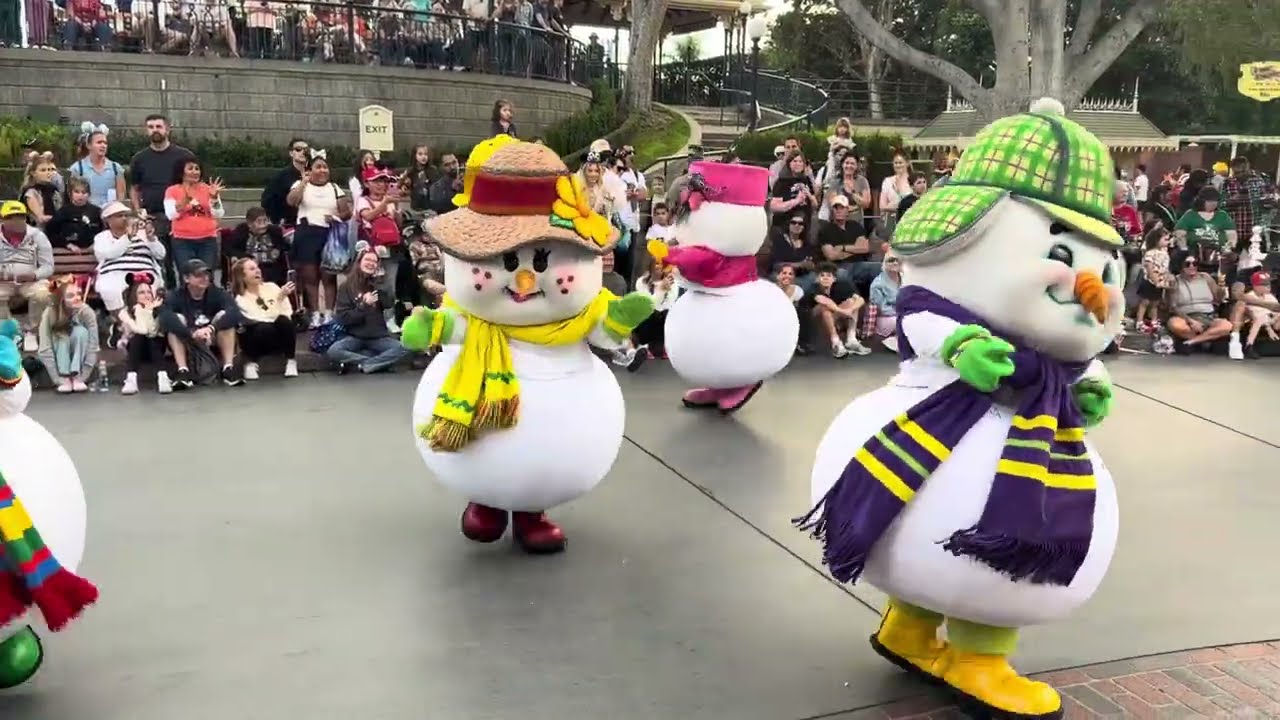 2025 Christmas Fantasy Parade Unedited Disneyland Anaheim California