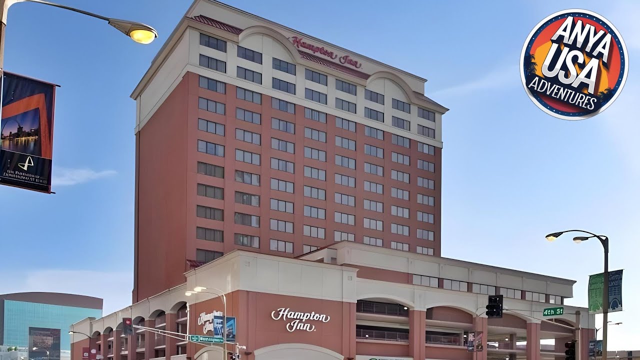Hampton Inn St. Louis-Downtown (At the Gateway Arch) | St. Louis (MO), United States | Hotel Review🏩