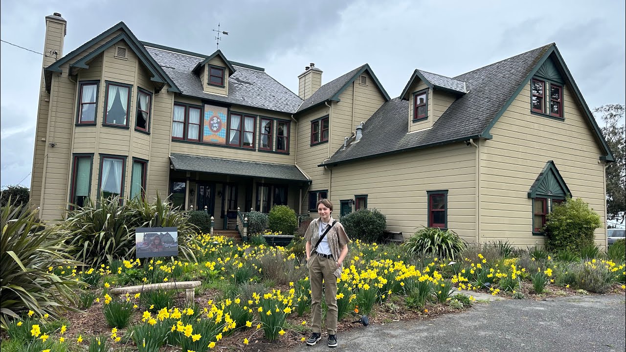 Touring The Machers house from Scream one