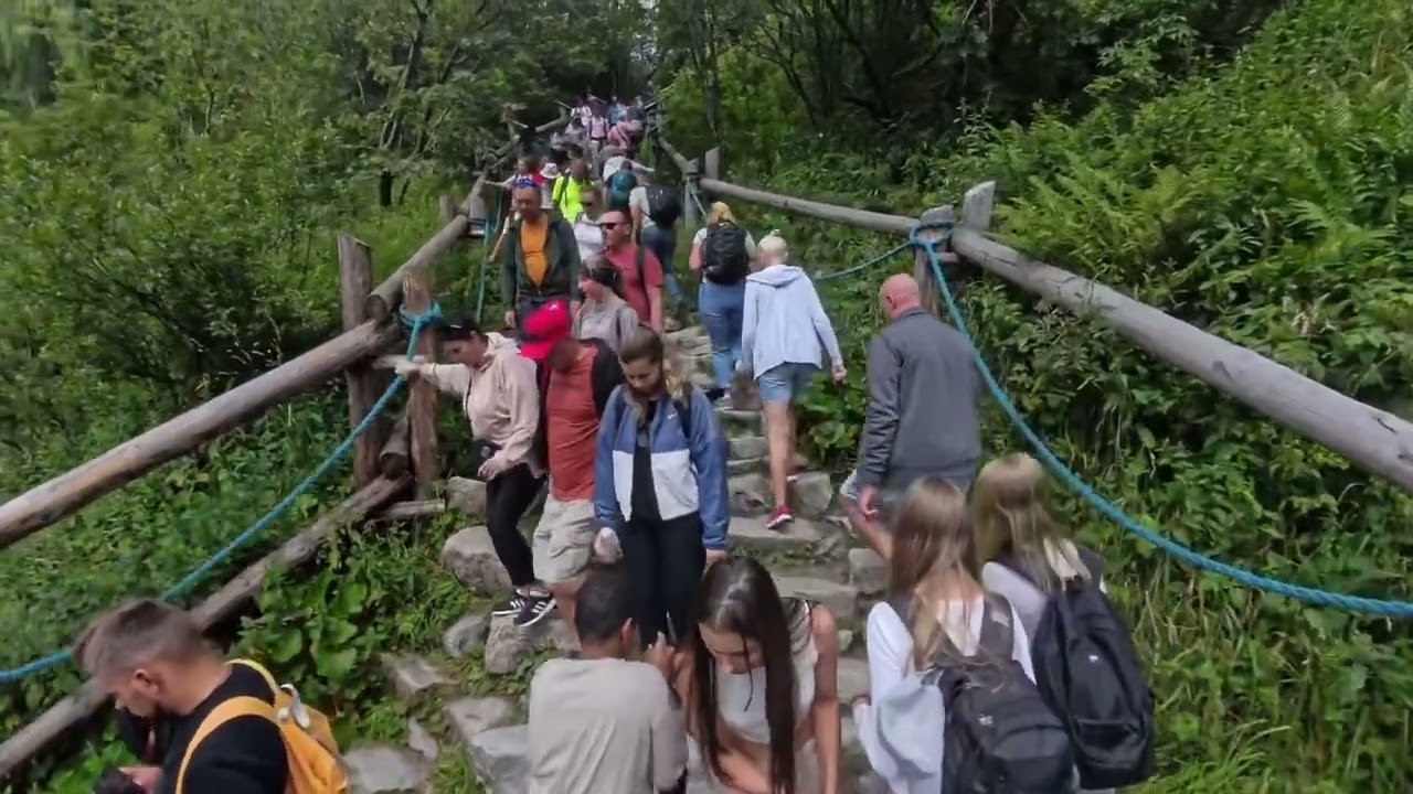 TATRA MOUNTAINS - too many turists