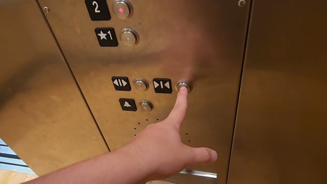 Schindler HT 330A Hydraulic Elevator @ Dick's Sporting Goods Emerald Center, Tempe, AZ