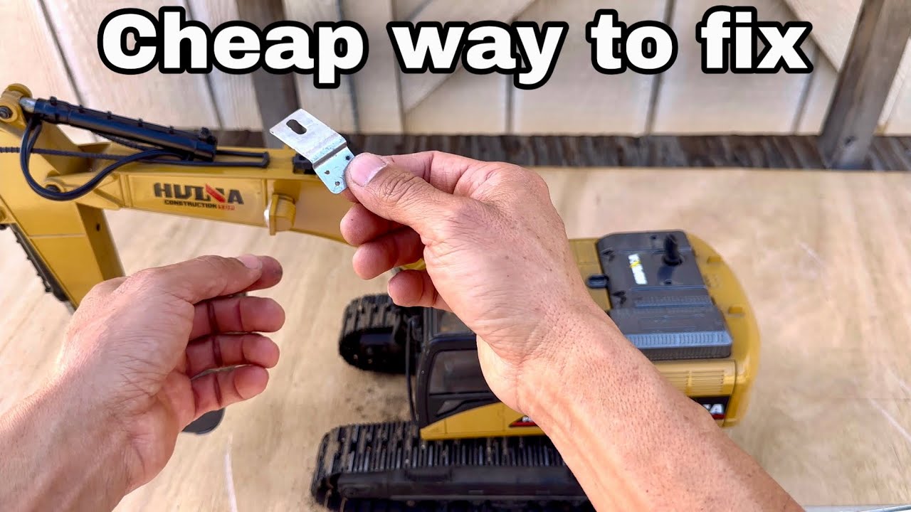 Cheap way to fix your arm driving servo on Rc Huina excavator 1580 v3 all metal