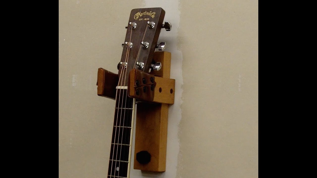 Guitar holder - Custom Wood Bolts
