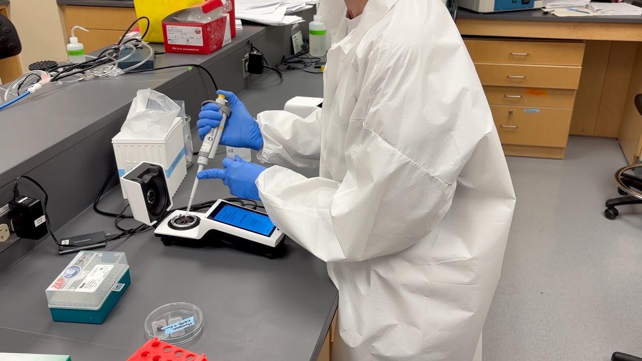 Handheld imaging cytometry platform (Alentic Microscience Inc / Alan Fine)