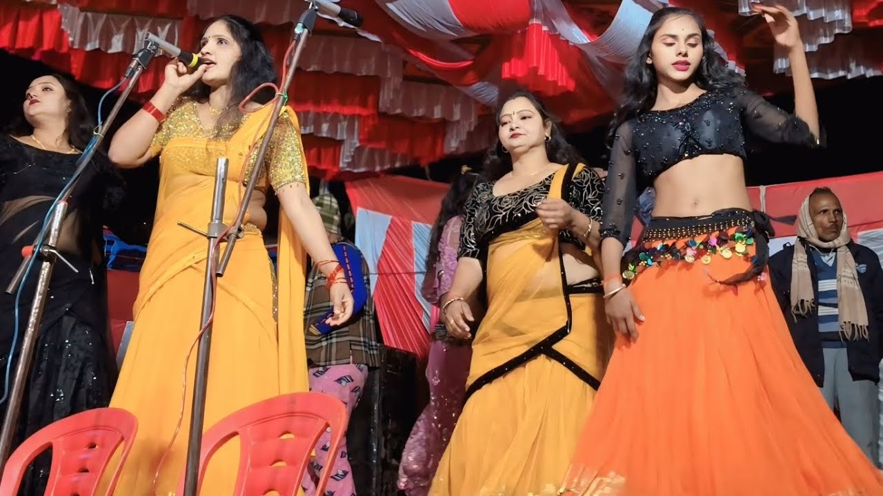तू जब जब मुझको पुकारे मैं दौड़े आऊं नदिया किनारे नौटंकी ग़ज़ल नीतू चंचल # सैयद अलबेला पहलवान नौटंकी 