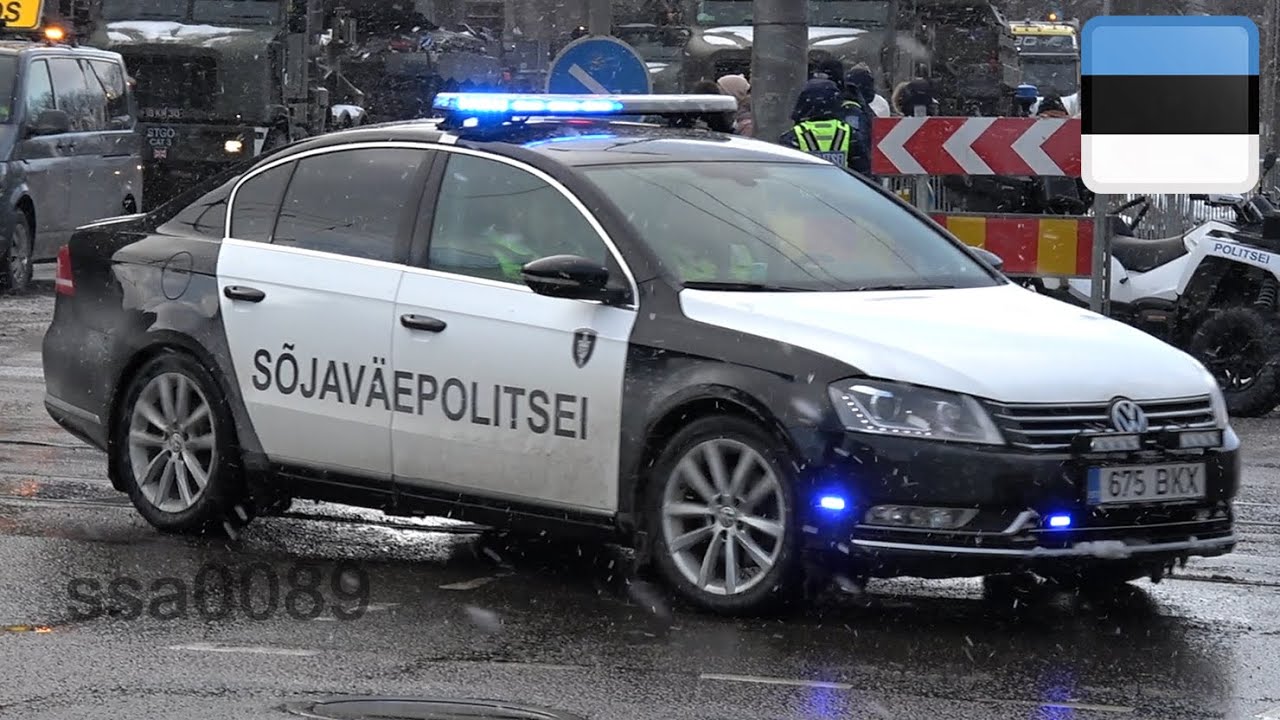 Military Police escorting Tanks in Estonia [EE | 2.2018]
