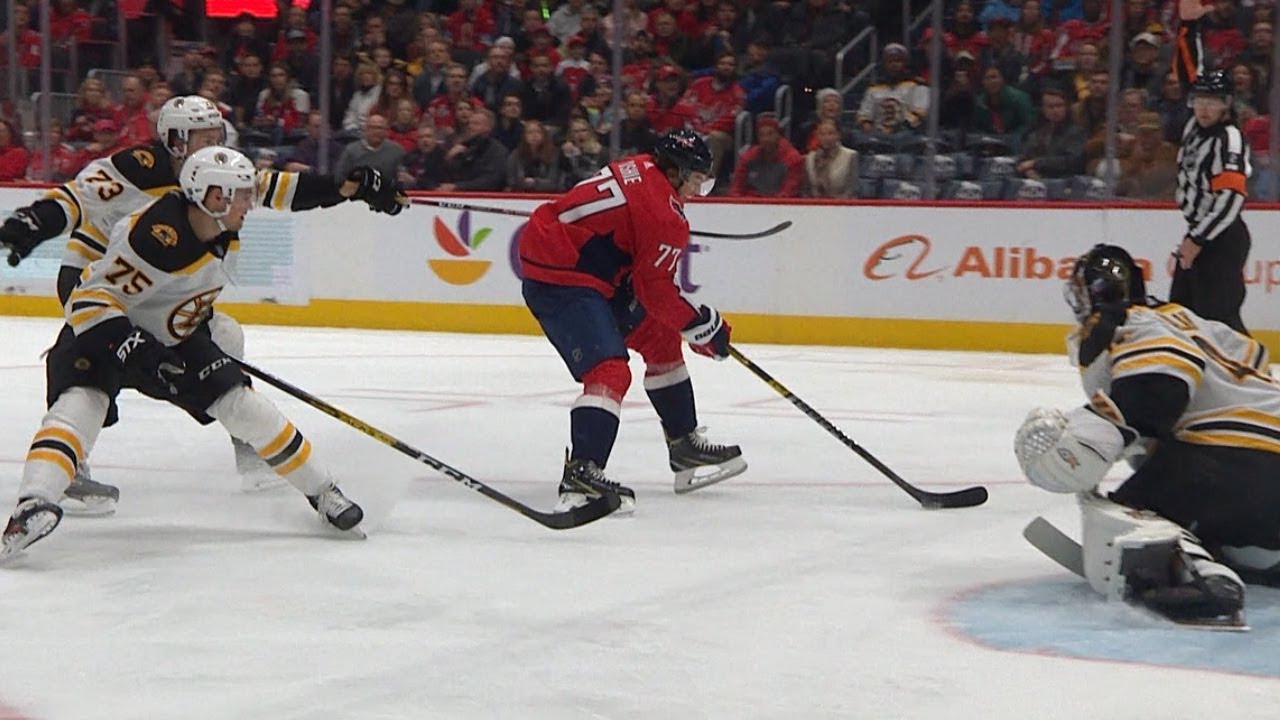 Oshie undresses Bruins D for second goal of the night