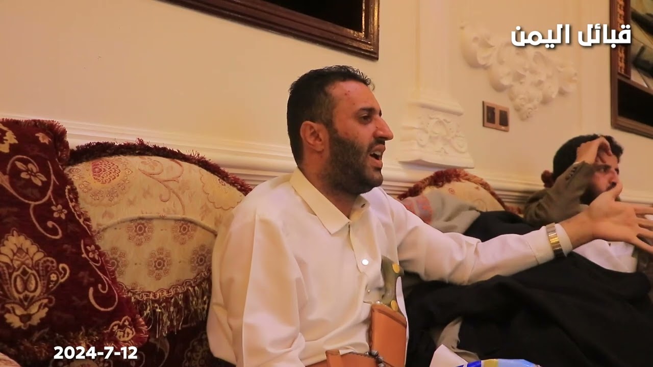 المراغة النقيب محمد الزلب يسلم سيارة وبندق هدية في موقف قبلي يقشعر الأبدان