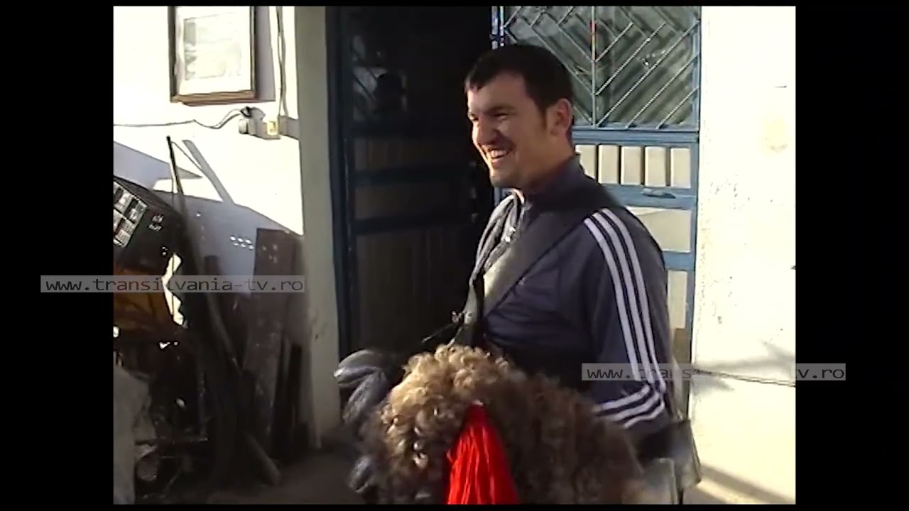 Cavnic - Fabricarea costumului de Brondoș