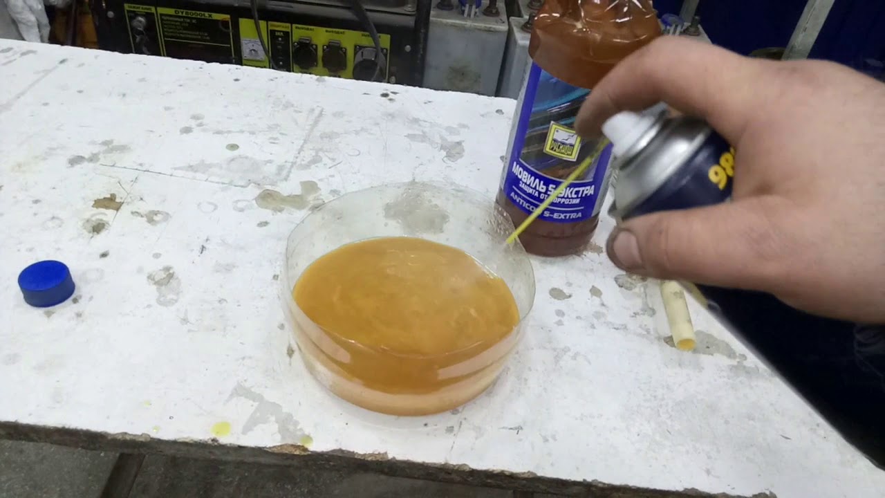 Профессия АККУМУЛЯТОРЩИК. Антикоррозийная обработка аккумуляторного бака. Самый простой вариант.