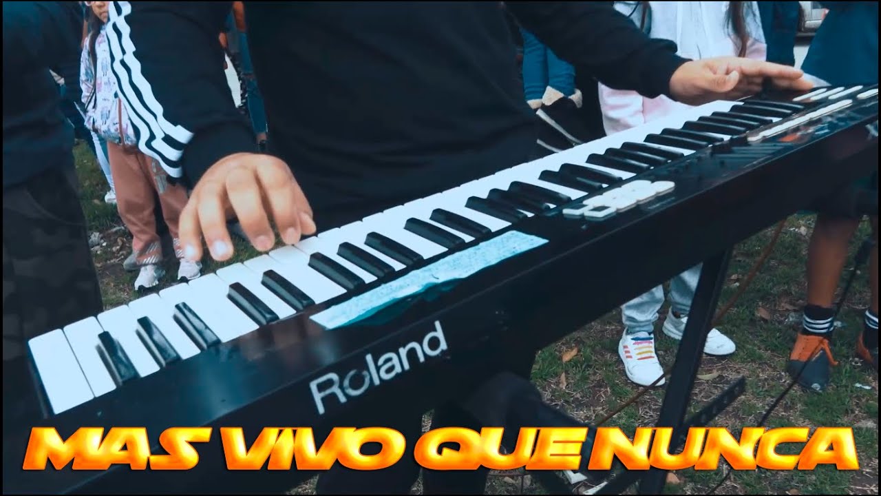 La Base - M&aacute;s Vivo Que Nunca (Video Oficial)