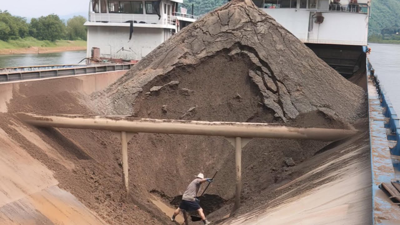 Barge unloading | Relaxing video
