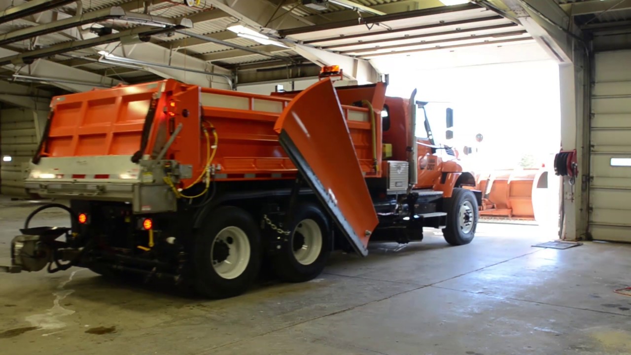 AVL TruckTechnology - Winter Operations Training Series 11 of 15