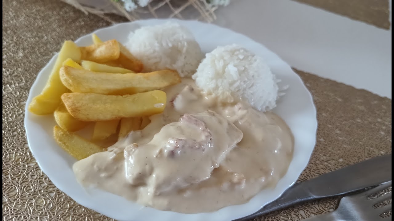 Kuracie so slaninou v syrovej omáčke | RECEPTY