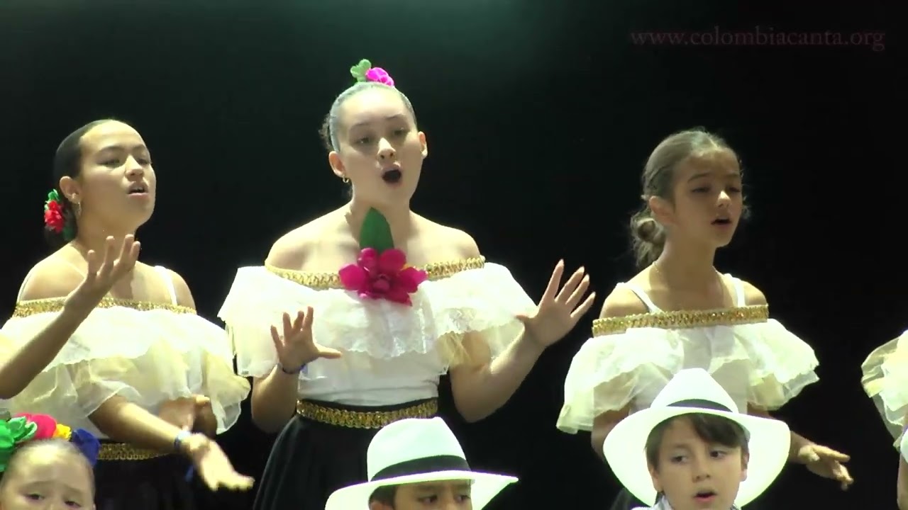 COLOMBIA CANTA Y ENCANTA