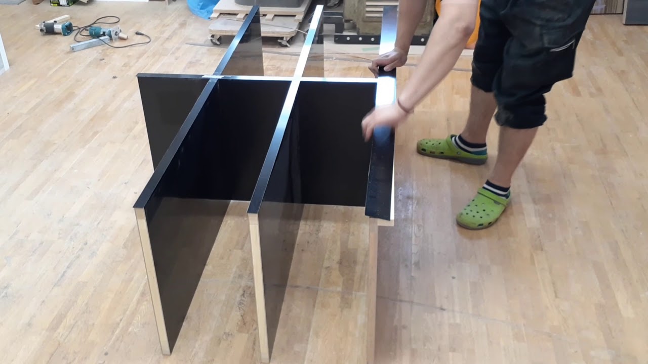 【本日の橋本木工】オープン棚　小口表面材貼り　オーダー家具　特注店舗什器　注文家具　東京　家具製作工場