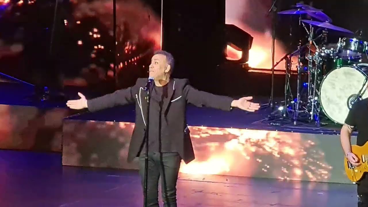 (28.06.2025) Haluk Levent - Vefasız, Harbiye Cemil Topuzlu Açıkhava Sahnesi Konserleri